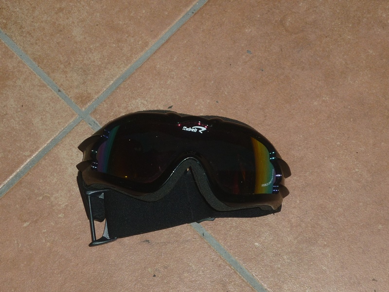 106912-macherina-specchiata-rebel.jpg