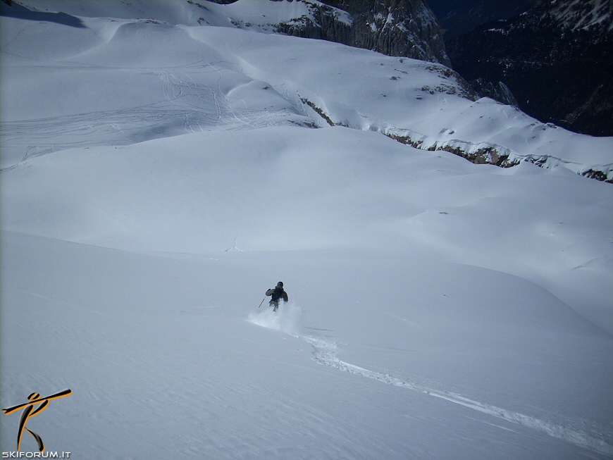 21943-marmolada-freeride-neve.jpg