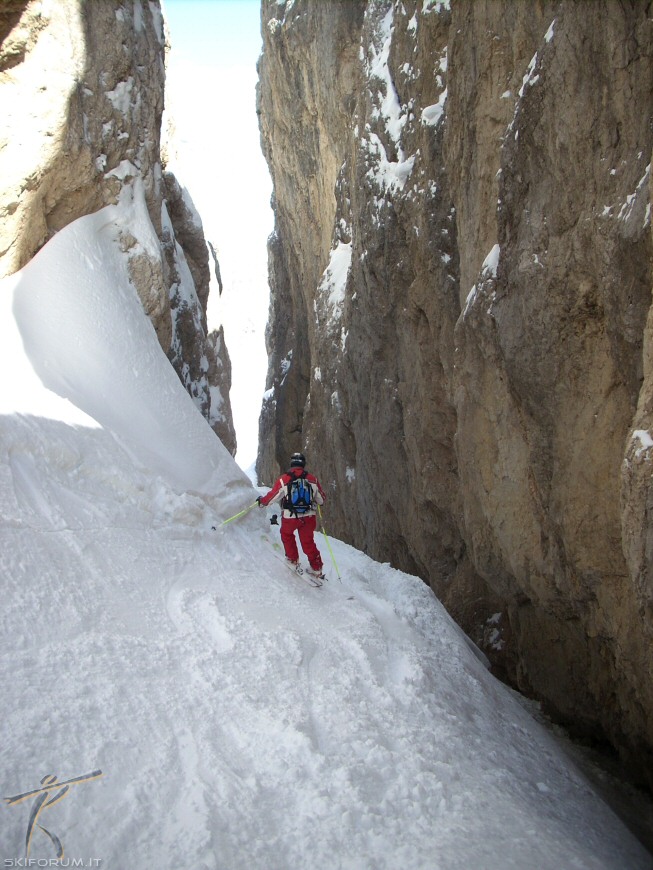 21945-canyon-marmolada-foto.jpg