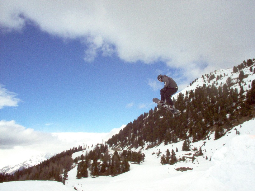 2215-im000850.jpg