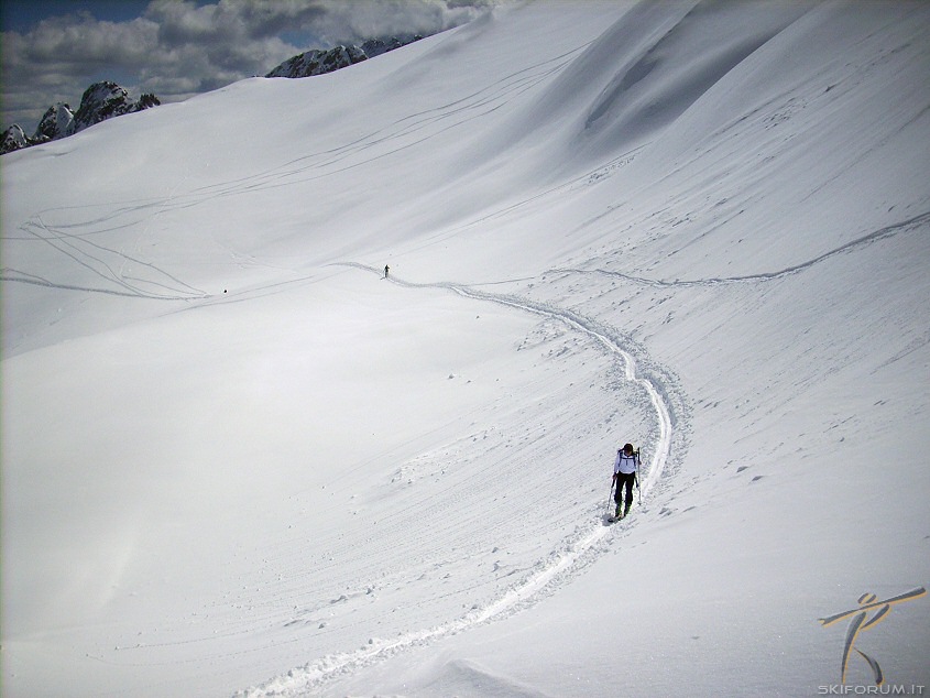 23879-traverso-scialpinismo-marmolada.jpg
