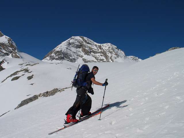 27567-ski01.jpg