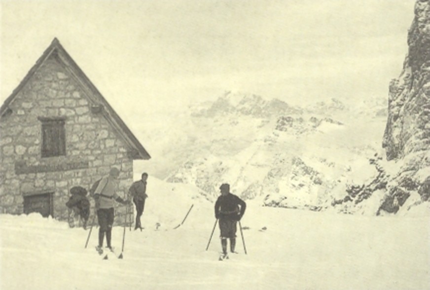 2787-sci-alpinismo-nelgi-anni-20-al-rifugio-mulaz.jpg
