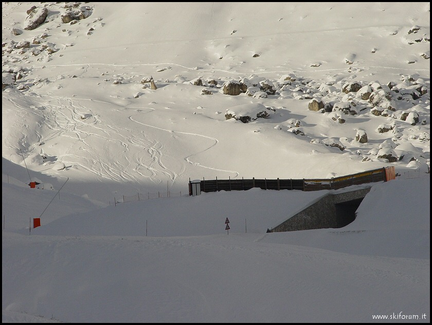 3422-curva-dolomiti.jpg