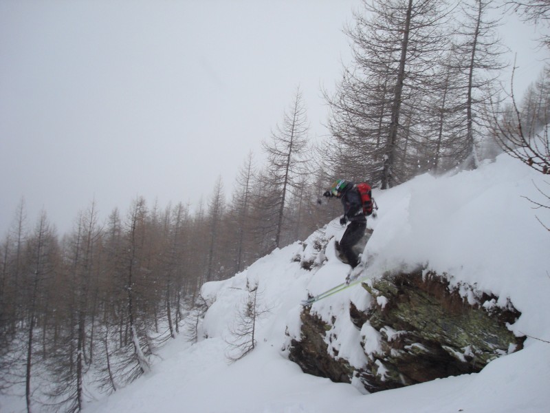 35209-cliff2.jpg