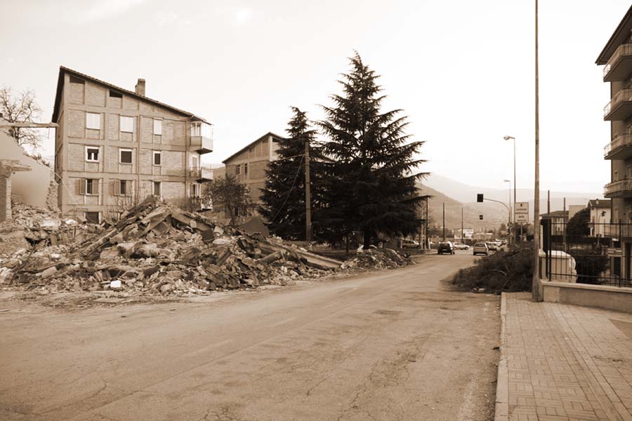 38244-20090408terremoto09.jpg