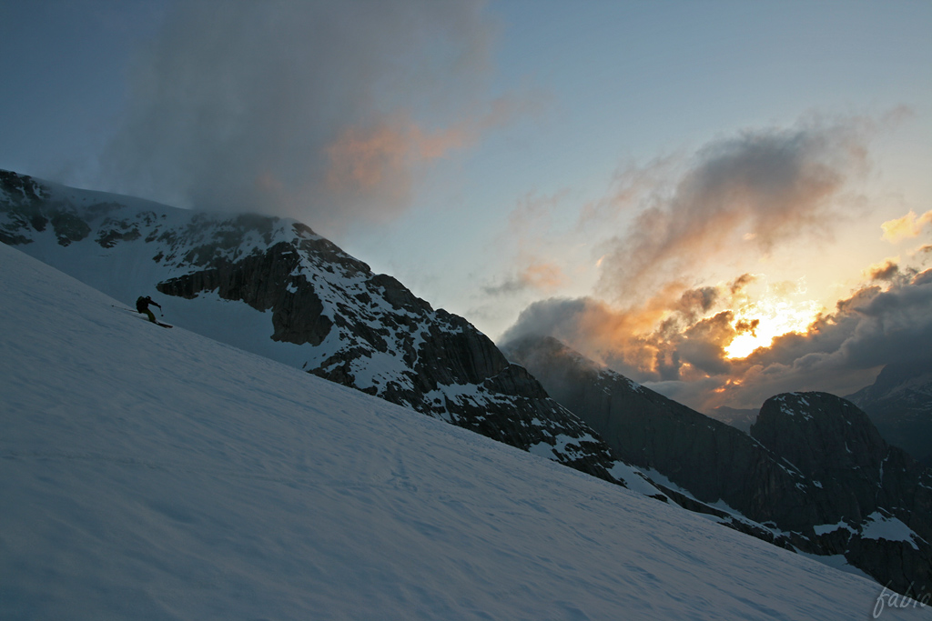 40801-tramonto-sciare.jpg