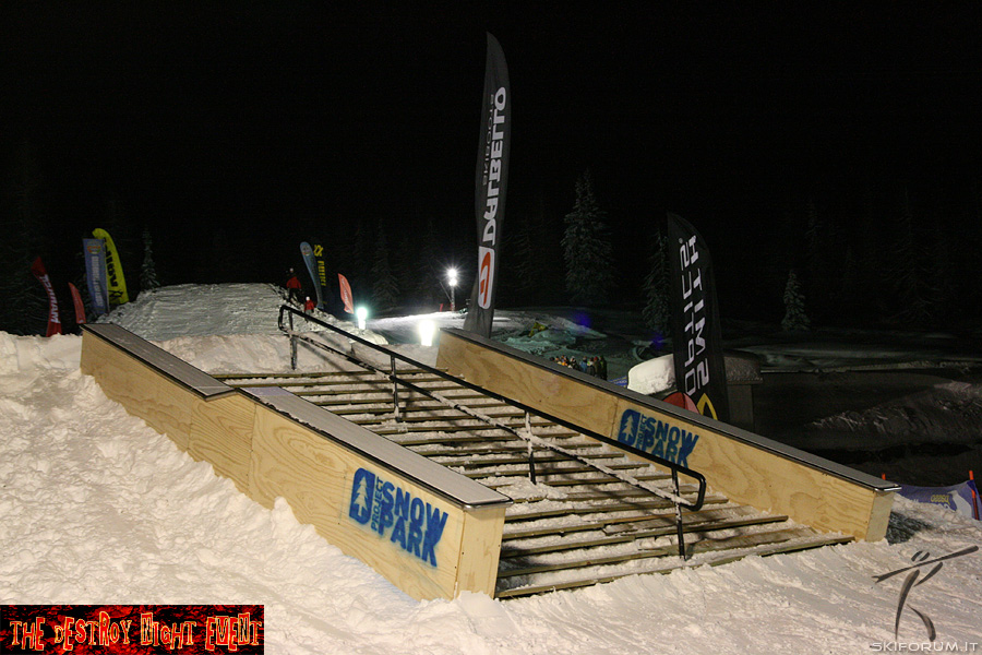 50258-destroy-rail.jpg