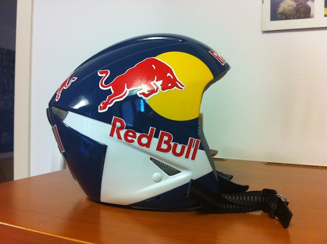 Casco snowboard red bull outlet