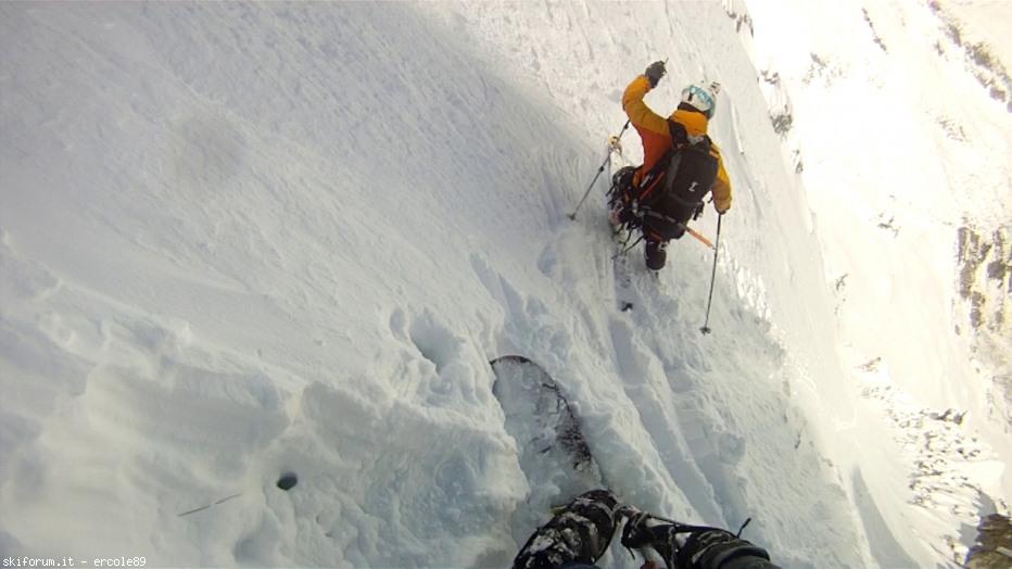 77855-vlcsnap-2012-04-29-20h54m18s199.jpg