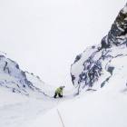 mentre scende Petra ha istruzioni di caricare il pi&ugrave; possibile la neve per scaricare eventuali accumuli