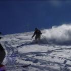 Alessandro alza chilometri di neve polverosa Alessandro alza chilometri di neve polverosa