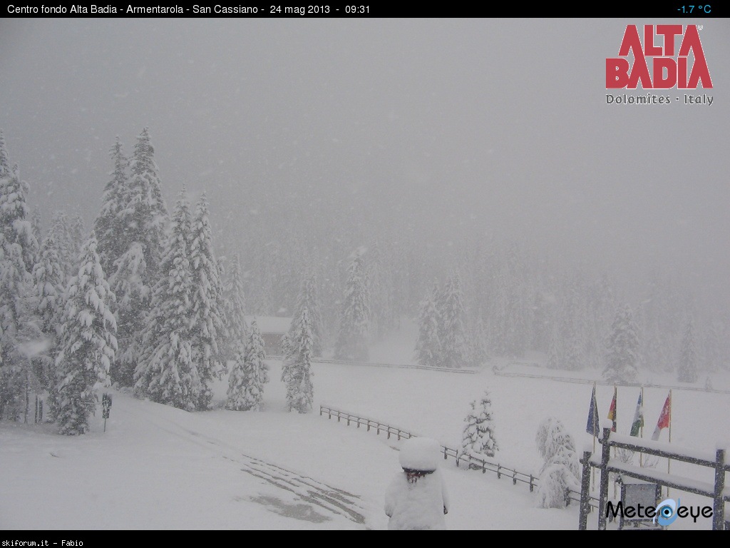 101830-25-maggio-24-webcam-nevicate-meteoeye2.jpg