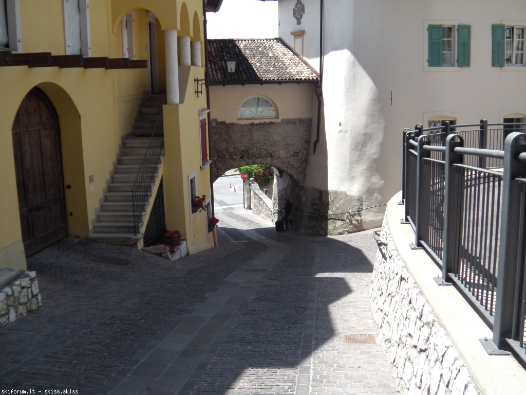 103193-mezzoocorona-monte-imga0315.jpg