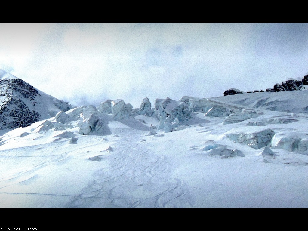 103359-freeriding-la-porta-nera-zermatt-dscn2384newtnew.jpg