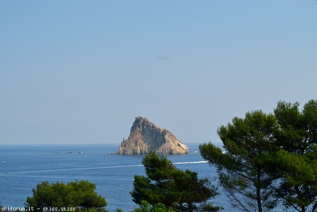 105931-panarea-e-basiluzzo-dsc0588793.jpg