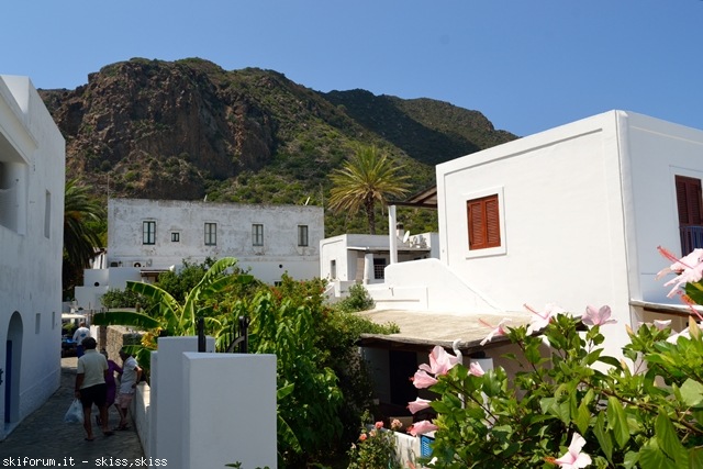105938-panarea-e-basiluzzo-dsc0600800.jpg