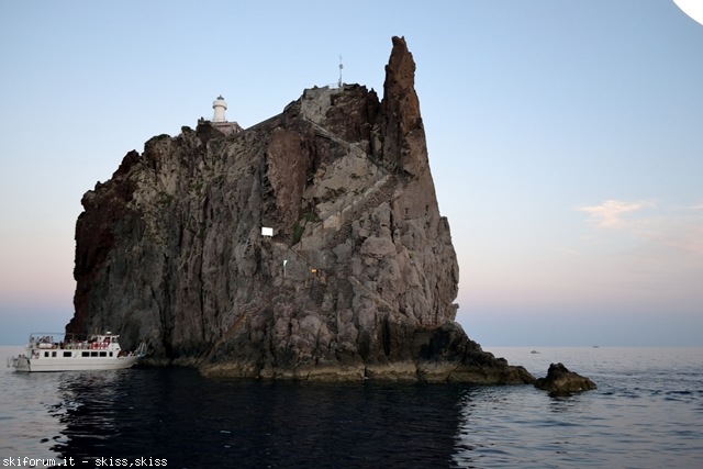 105958-stromboli2-dsc0758851.jpg