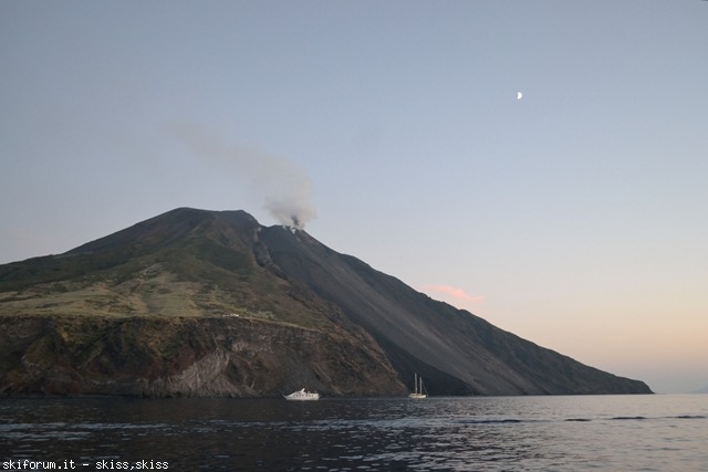 105960-stromboli2-dsc0774853.jpg