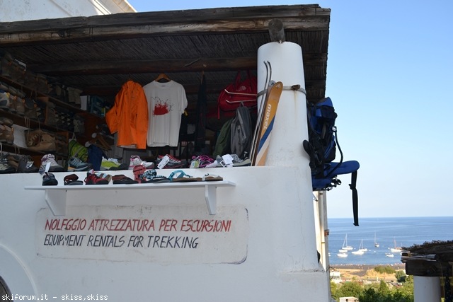 105974-stromboli-dsc0707827.jpg