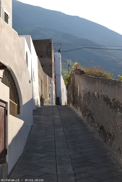 105976-stromboli-dsc0711829.jpg