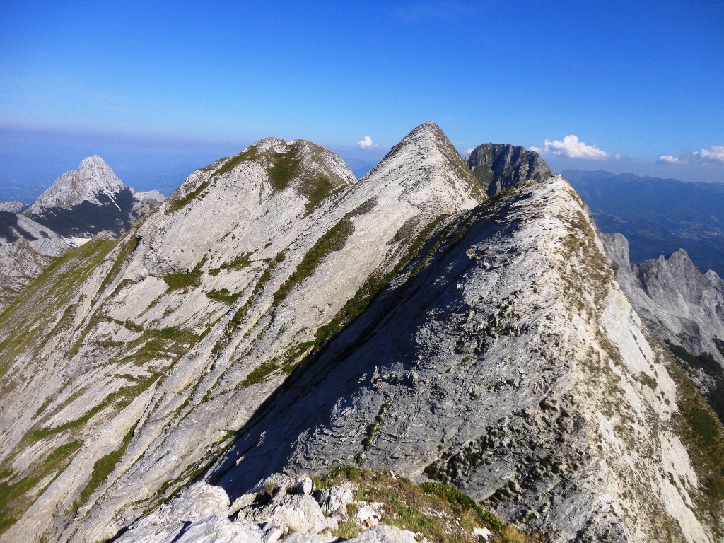 106404-apuane-dsc07101.jpg