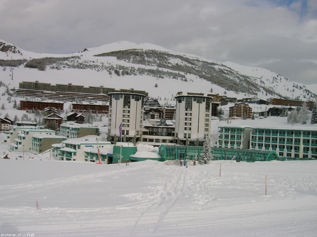 112543-1-villaggio-olimpico-sestriere-copia.jpg