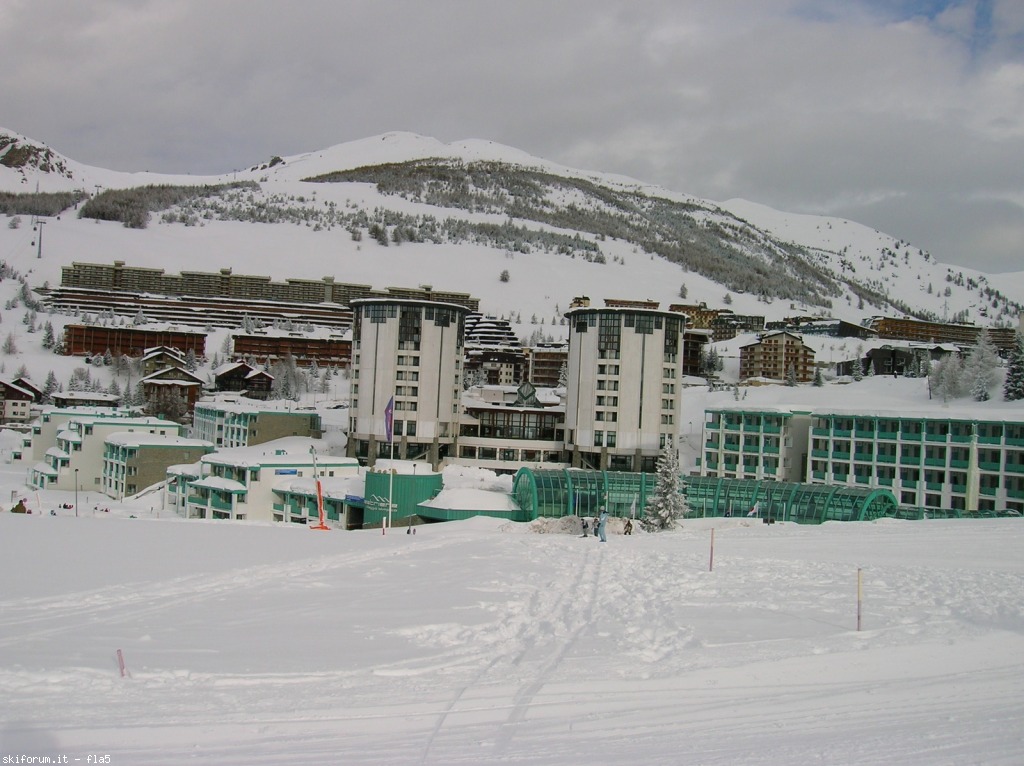 112543-1-villaggio-olimpico-sestriere-copia.jpg