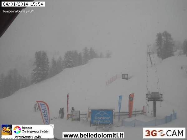 114329-nevicate-4-gennaio-2014-faloria.jpg