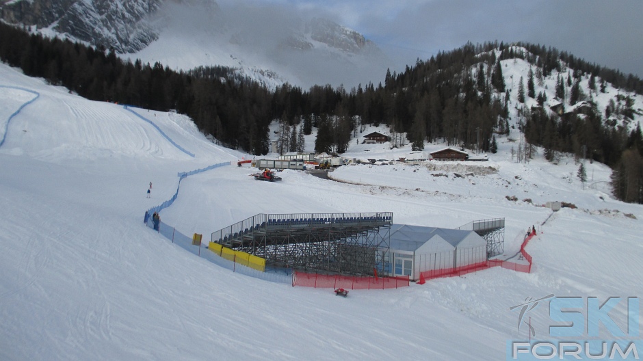 115932-pista-olimpia-tofane-preparazione-gara-pista-tofane-001.jpg