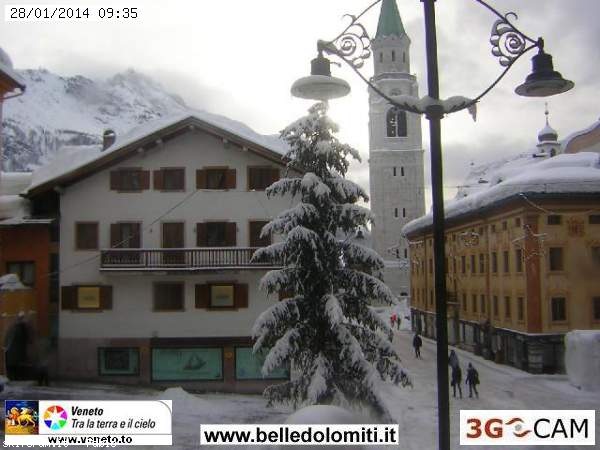 117144-neve-webcam-28-gennaio2014-cortina.jpg