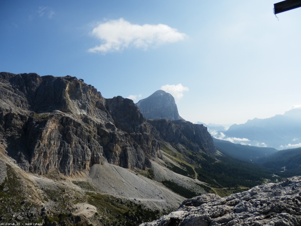 128096-sass-de-stria-p8230183.jpg