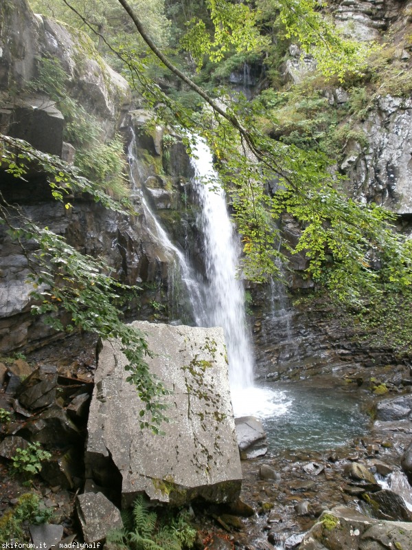 129979-cascate-del-dardagna-p9142440.jpg
