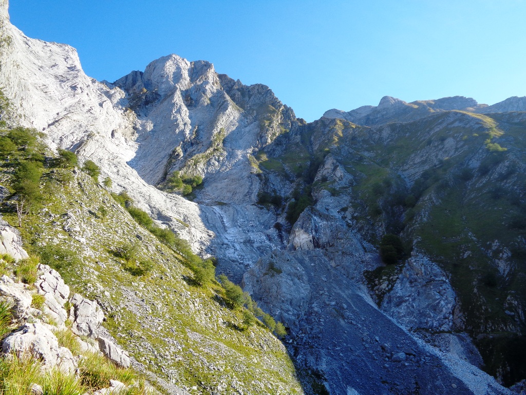 131024-apuane-dsc00272.jpg