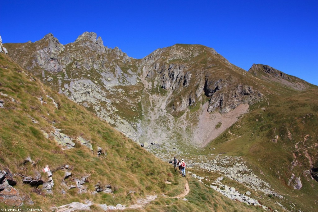 131190-2014-09-27-anello-passo-s.-marco-salmurano-laghi-ponteranica-210-1280x768.jpg