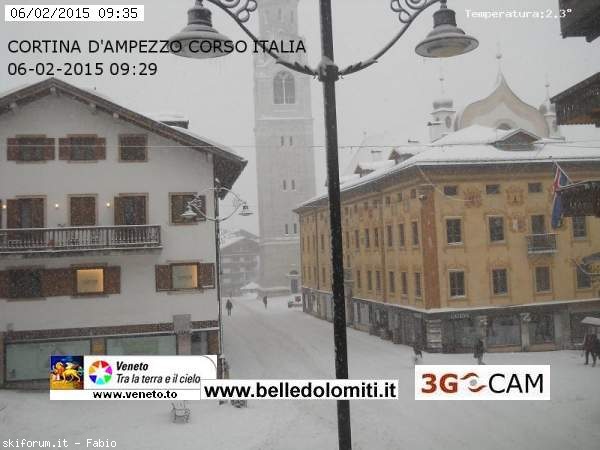 139725-nevicate-6-febbraio-2015-cortina.jpg