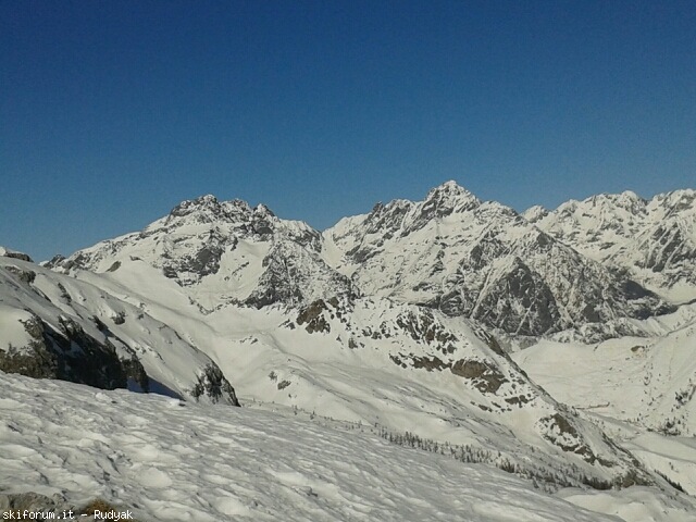 140247-rif.-albani-chalet-dell-aquila-10-2-15-bg29sply1j3etdqqrkyvlcqx.jpg