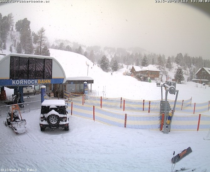 141386-neve-24-febbraio-2015-668x668-webcam100.jpg