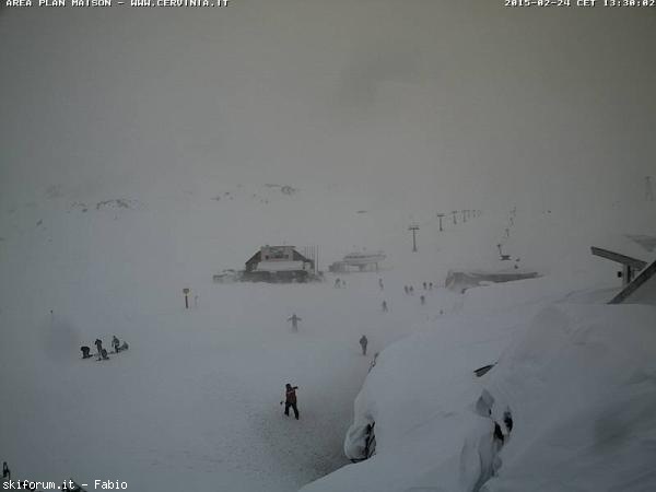 141391-neve-24-febbraio-2015-cewcareaplanmaison.jpg