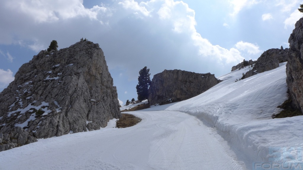 144736-pista-sassolungo-al-plan-de-gralba-sellaronda-top-aprile-030.jpg