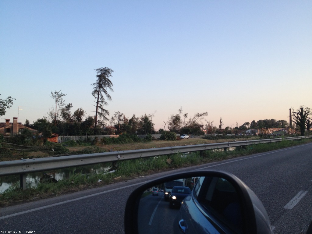 147718-tornado-a-mira-luglio-2015-img6691.jpg