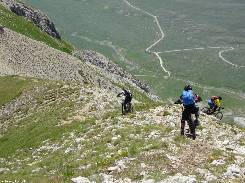 148455-traversata-campo-imperatore-monte-aquila-isola-gs-dsc01237.jpg