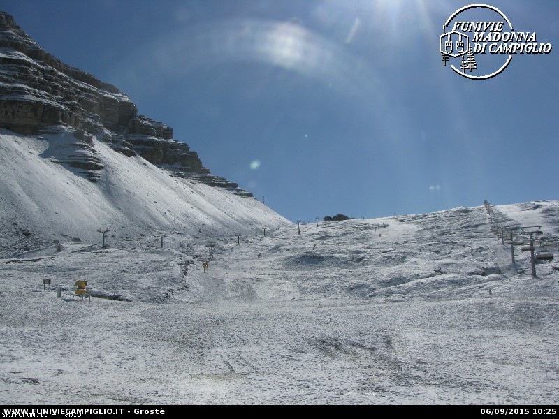 150013-neve-6-settembre-2015-webcamcampiglio03-800.php.jpg