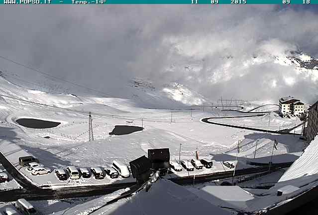 150526-webcam-neve-11-settembre-2015-stelviolive05.jpg