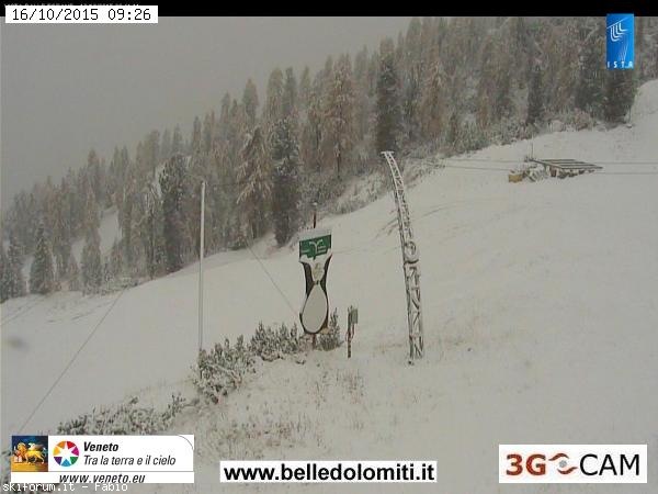 152003-nevicate-16-ottobre-2015-stratofana.jpg