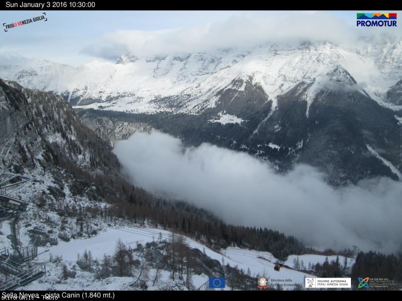 157003-webcam-neve-3-gennaio-2016-sellavecchiafunivia.jpg