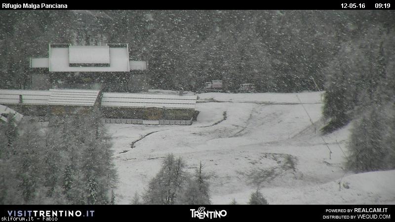 168601-webcam-12-maggio-2016-con-neve-2-4.jpg