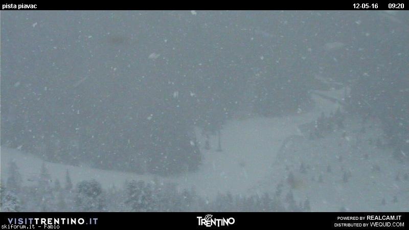 168604-webcam-12-maggio-2016-con-neve-10-6.jpg