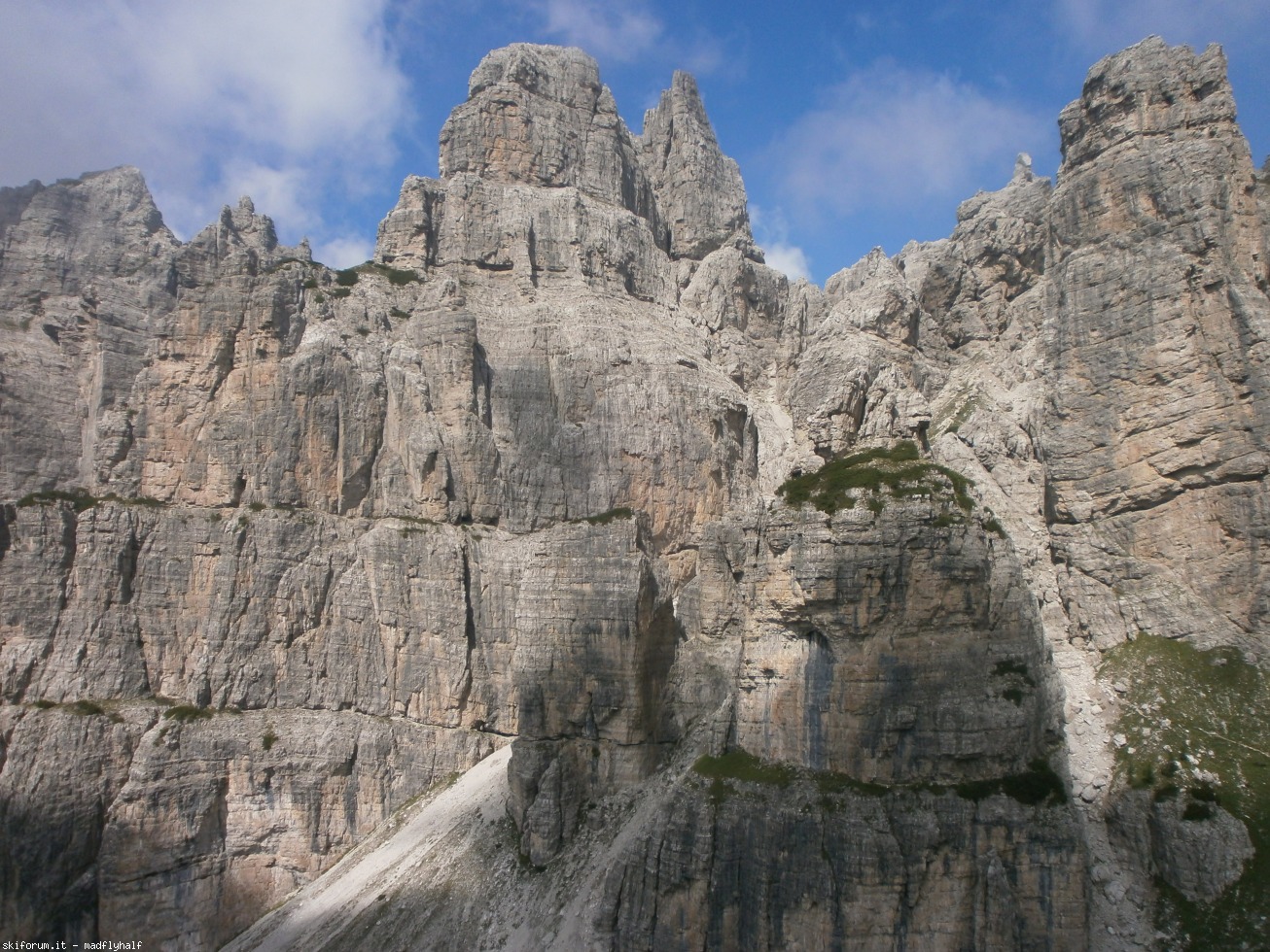 172049-campanile-di-val-montanaia-p7300289.jpg