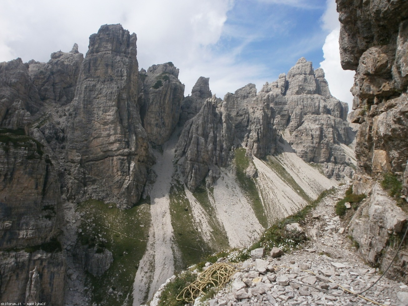 172051-campanile-di-val-montanaia-p7300314.jpg